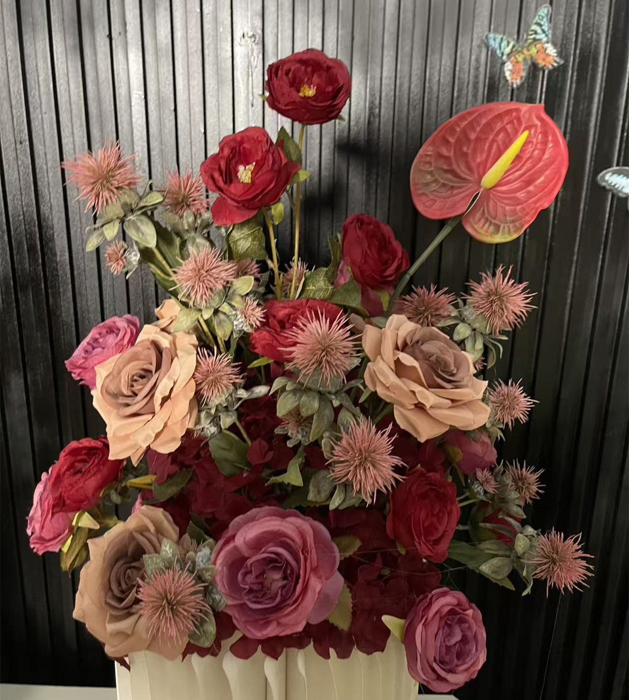 PPS Wholesale Artificial Red Kahki Burgundy Wedding Flower Ball 40cm Wedding Ball for Event Table Centerpiece Decor